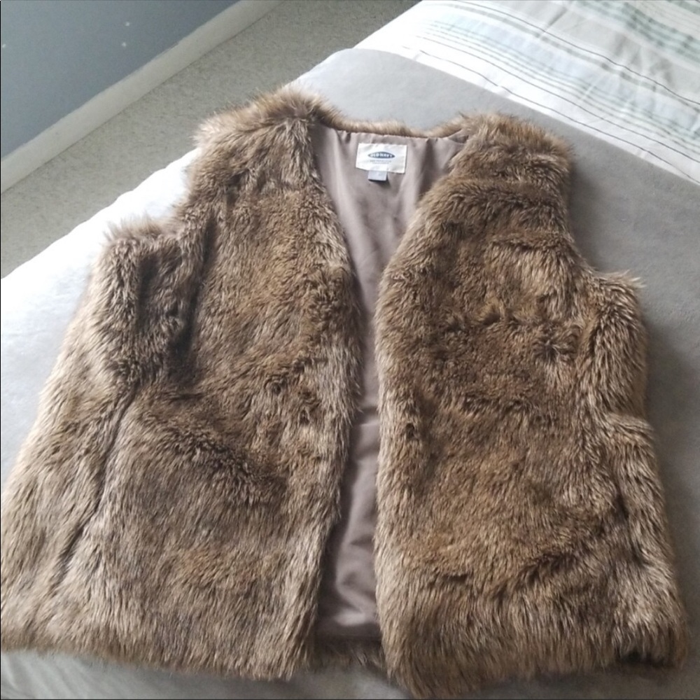 Faux fur vest
